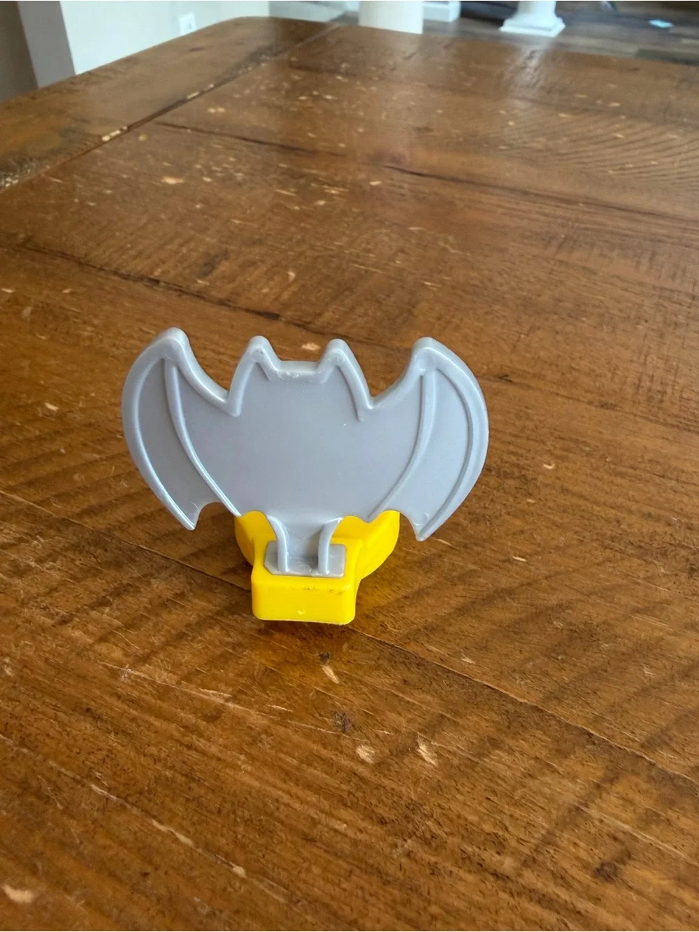 Little People DC Super Friends Batman Super Computer Yellow Batmobile Batcave
